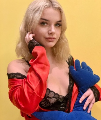 Мои услуги настолько разнообразны, что ты точно найдешь то, что искал.
💋 Моя опытность и креативность помогут нам воплотить в жизнь все твои мечты. Фото настоящие и говорят сами за себя – я манящая, сексуальная и безумно женственная.
🌟 Обо мне ходят лестные отзывы о высоком качестве моих услуг, об умении доставлять незабываемое удовольствие. Захватывающее приключение в Москве ждет тебя именно в моей компании.
🌆 Живу в Москве, где всегда готова окунуть тебя в мир настоящего наслаждения и эротических приключений.
💫 Тебе осталось только одно – связаться со мной и открыть дверь в мир страсти и наслаждения. Жду с нетерпением встречи с тобой!💋 Александра